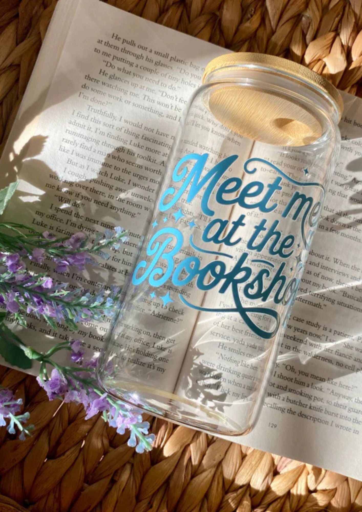 Meet Bookshop - Mug Iced Coffee Glass Cup with Lid and Straw