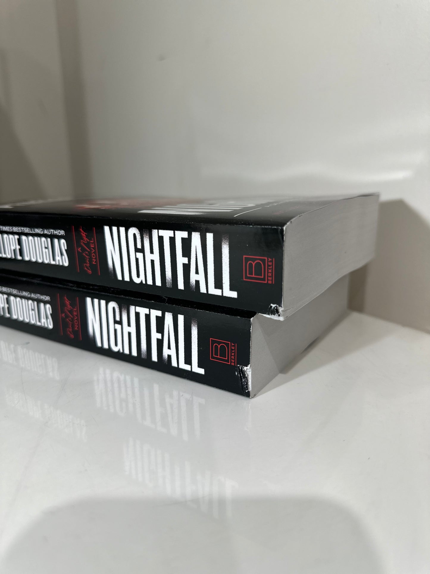 DAMAGED - Nightfall - Penelope Douglas