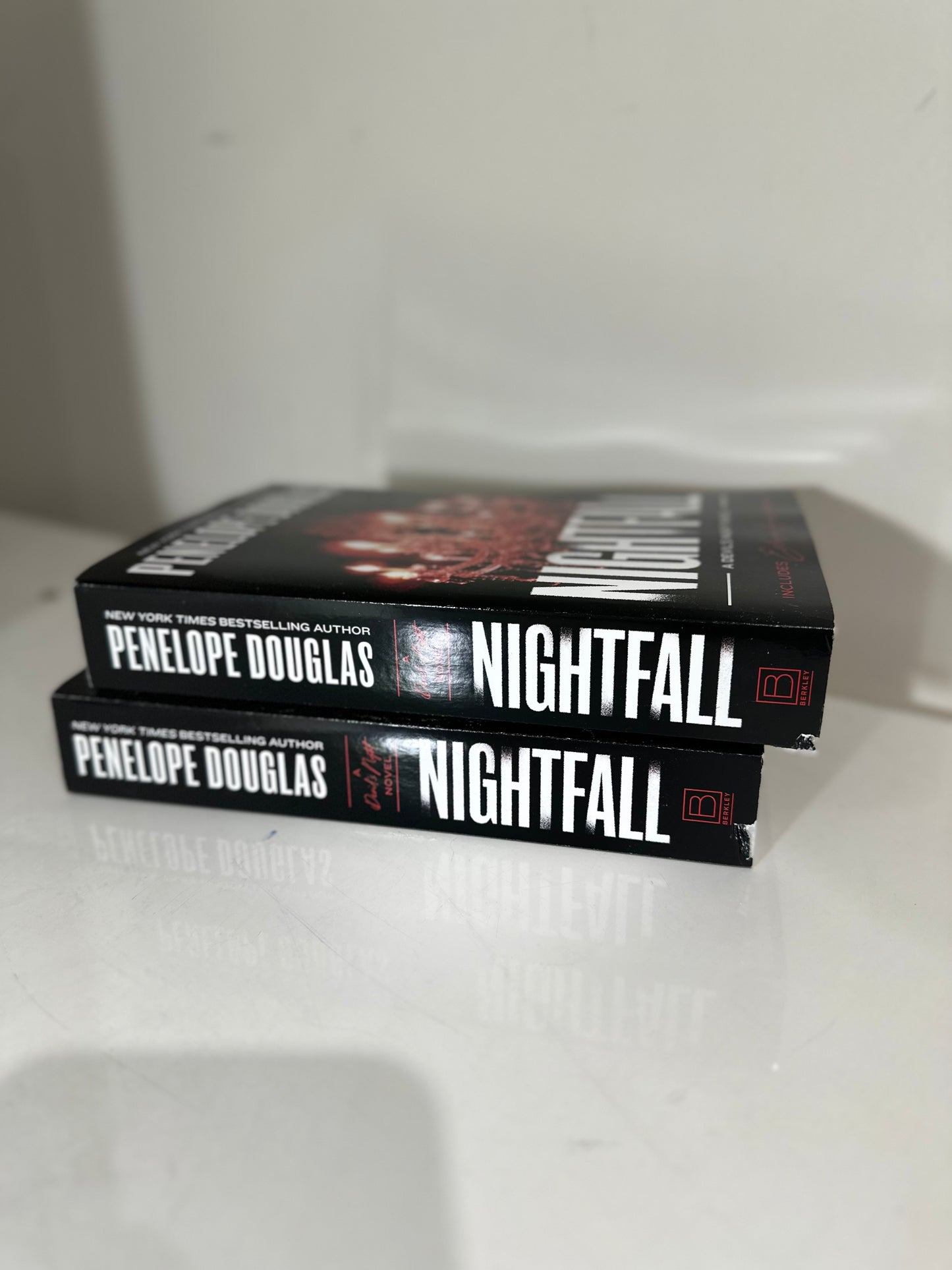 DAMAGED - Nightfall - Penelope Douglas